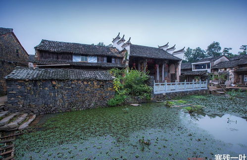 深山中的古村,所有房子用乌石搭建, 三十而已 在此取景而走红