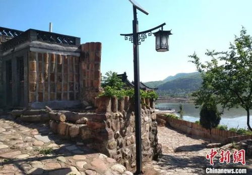 石家庄深藏一处罕见古村落,那里用废弃陶罐盖房子