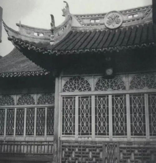 世春堂 一石一竹间的故园旧梦